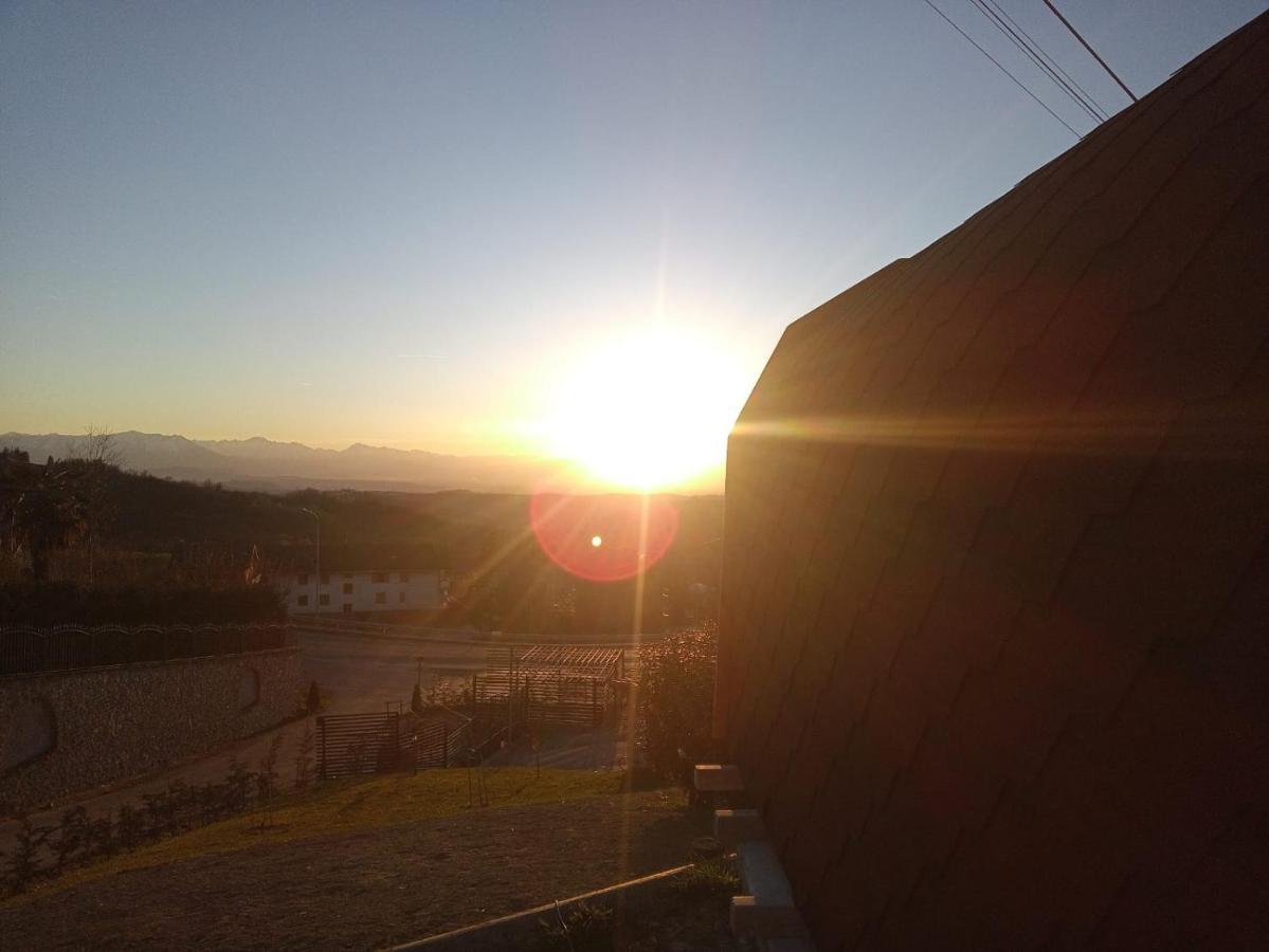 La Tana Dello Scoiattolo - Adults Only Bed & Breakfast Murazzano  Exterior photo