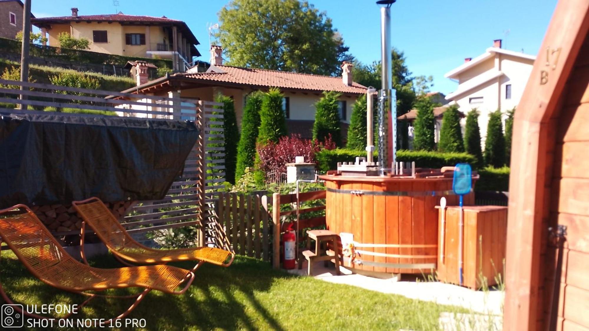 La Tana Dello Scoiattolo - Adults Only Bed & Breakfast Murazzano  Exterior photo